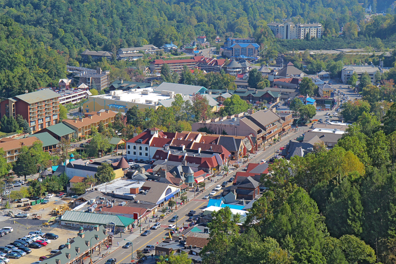 the parkway is full of Gatlinburg TN attractions