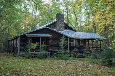 An abandoned cabin in the Elkmont ghost town.