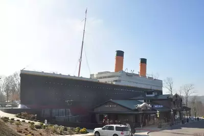 Photo of the outside of the Titanic Museum in Pigeon Forge TN.