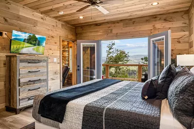 Peakside Escape Cabin