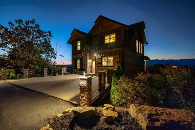 Infinity Vista Retreat