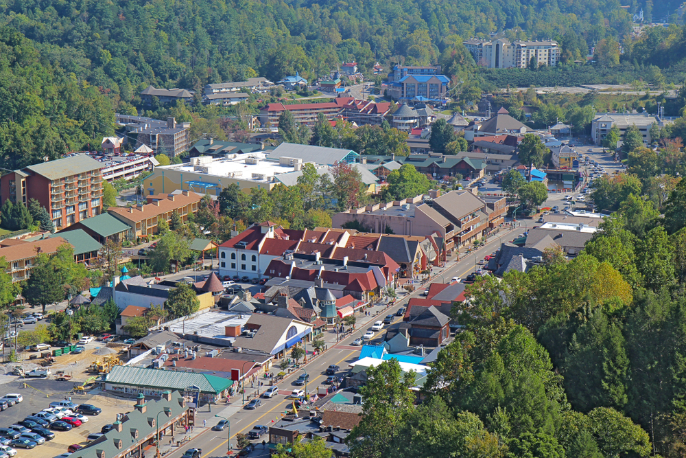 the parkway is full of Gatlinburg TN attractions