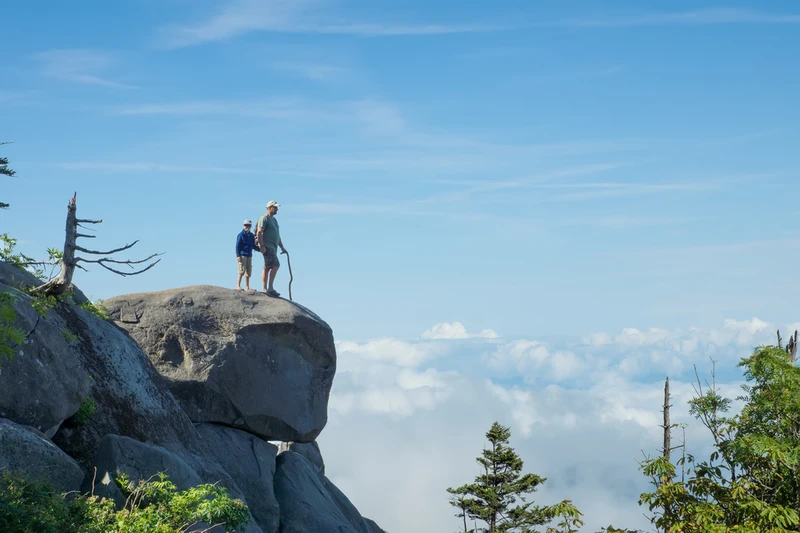 hiking to views on Smoky Mountain family vacation