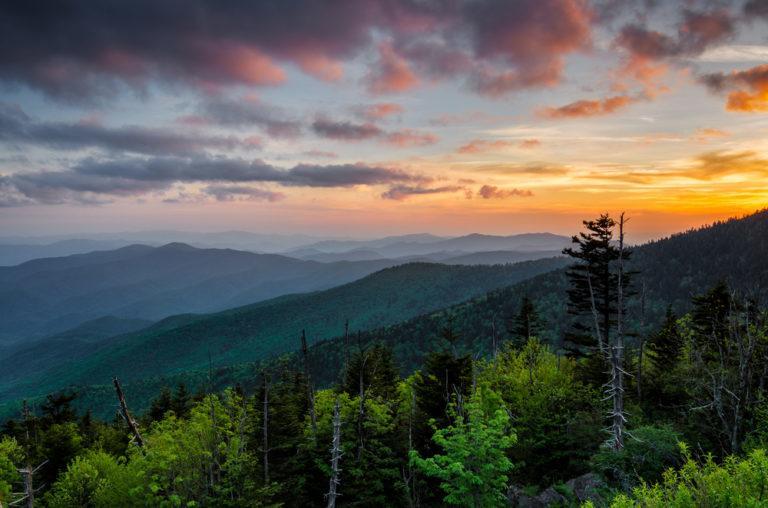 7 of the Best Places to See a Sunset in the Smoky Mountains