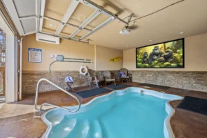 Legends Pool Lodge