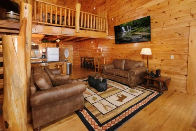 Smoky Treehouse Lodge  #614