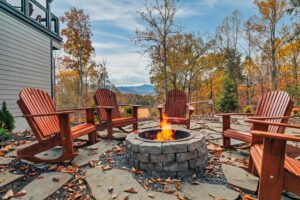 Enjoy the fire pit with a view!