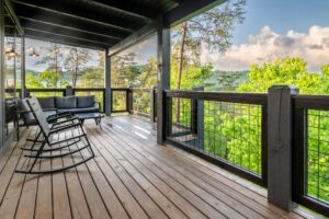 Dolly's Splash Pad Cabin